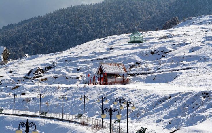 How to reach Auli Uttarakhand